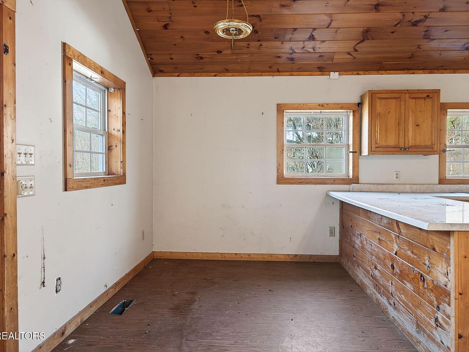 16th image of this home