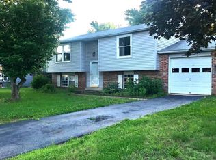713 N Argonne Ave, Sterling, VA
