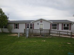 2101 Pear Tree Ln, Delta, OH 43515