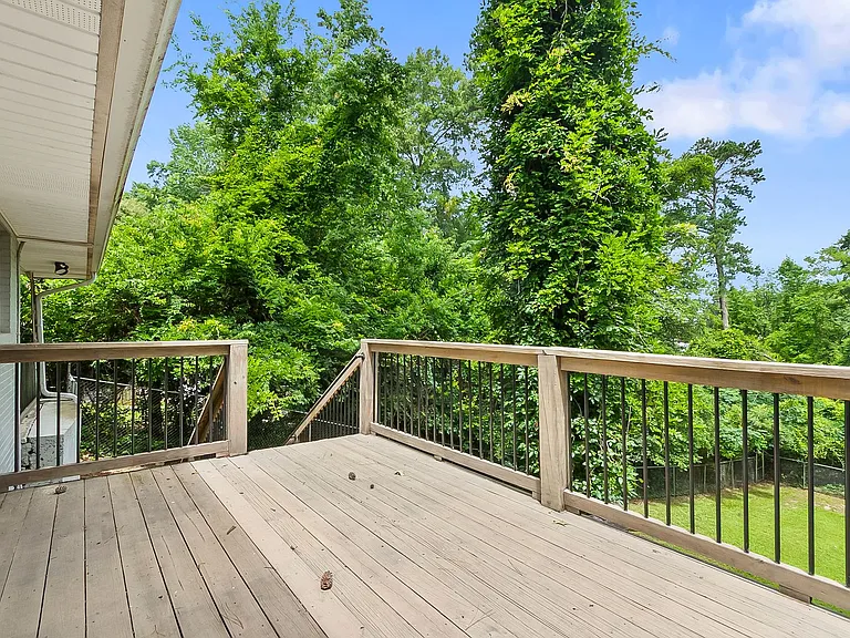 3 Hickory Ln — Photo 16