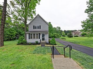 2841 Troy Schenectady Rd, Niskayuna, NY 12309