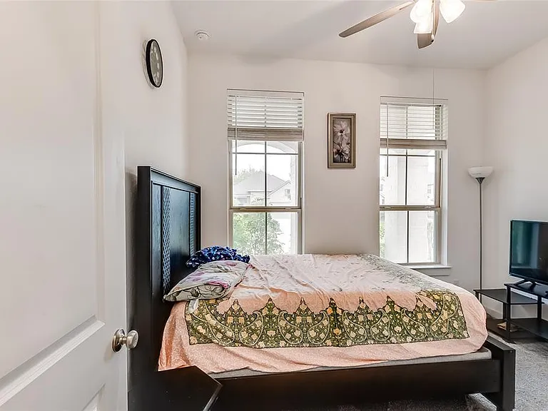 833 Whitetail Dr — Photo 32