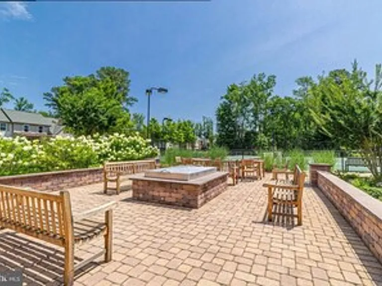 37024 Fairway Dr — Photo 35