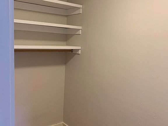 4th image of 4141 51st St APT 6A