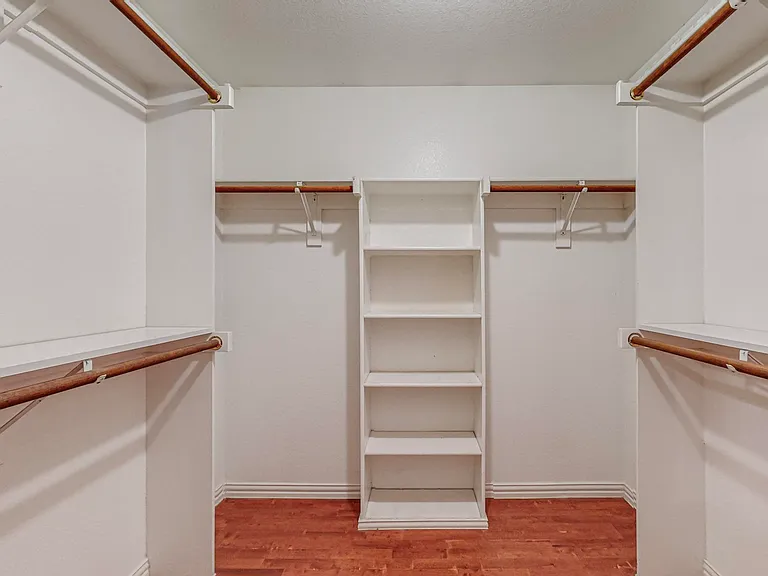 11501 Lauren Way — Photo 17