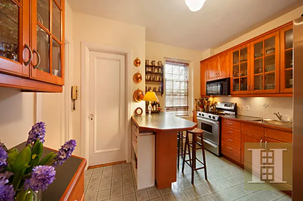 Sold by Halstead Real Estate | media 32