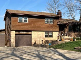 209 S 1st Ave, New Hampton, IA 50659