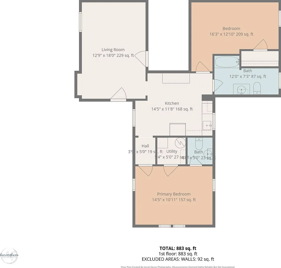 Boatyard Apartments — Photo 4