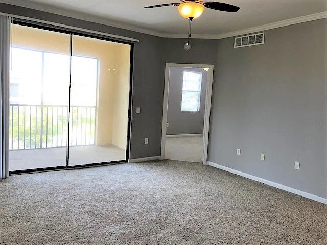 12975 Positano Circle - 307 — Photo 3