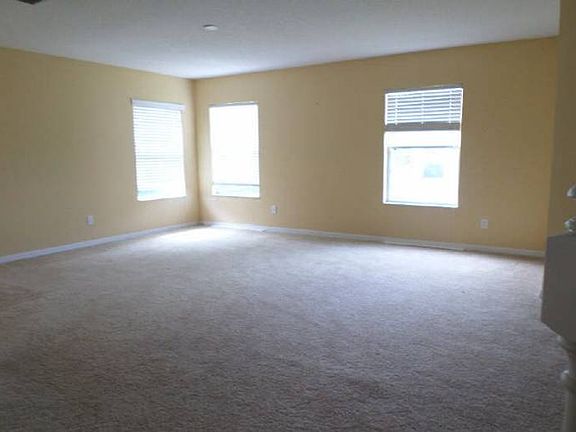3rd image of 763 Lakeview Pointe Dr