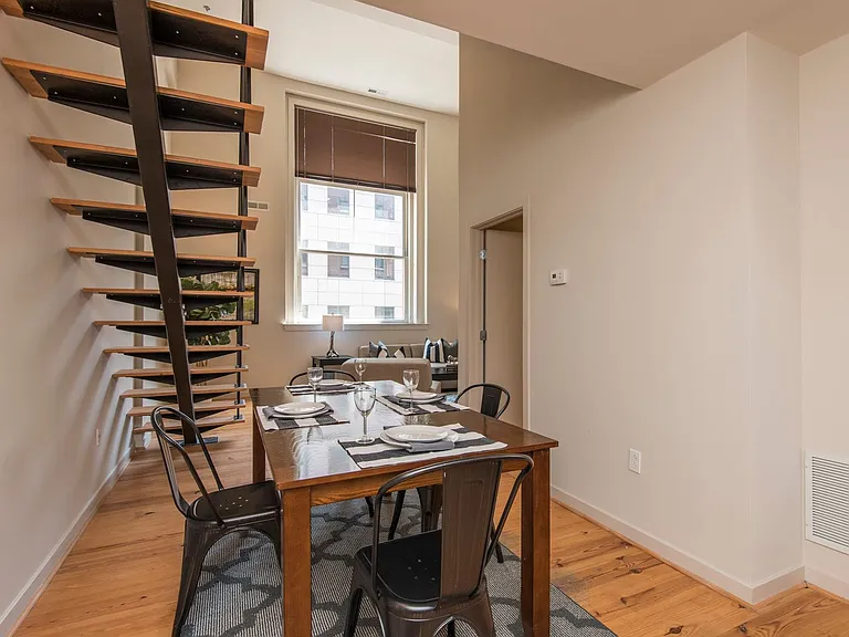 1200 Walnut St — Photo 19