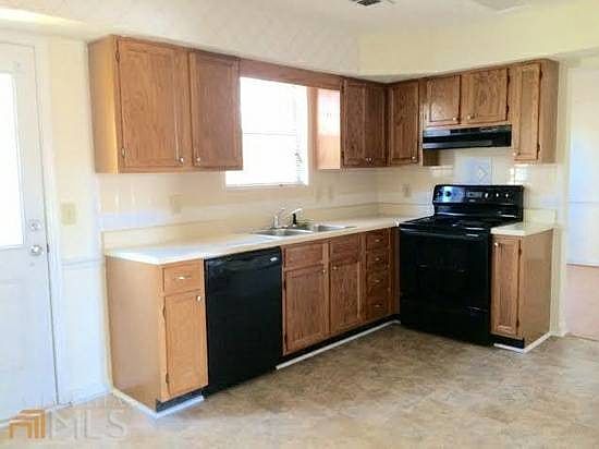 2nd image of 4675 Rock Springs Ct