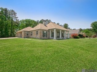 15946 Regent Ave, Greenwell Springs, LA 70739