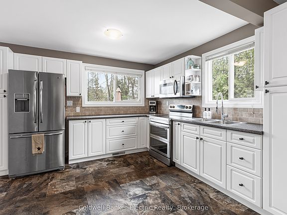 2nd image of 30 Woods Ave