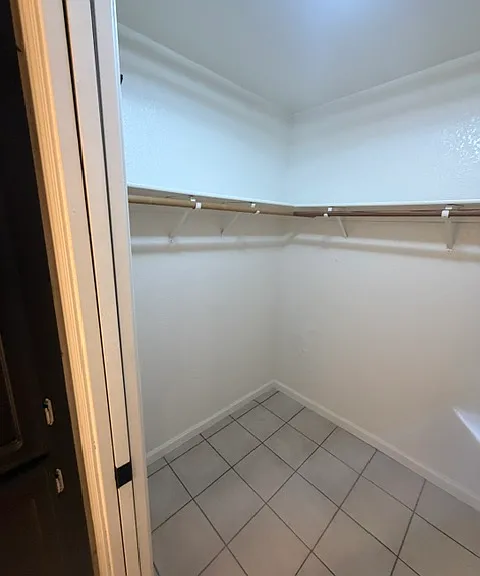1017 Jayhawk Way — Photo 28