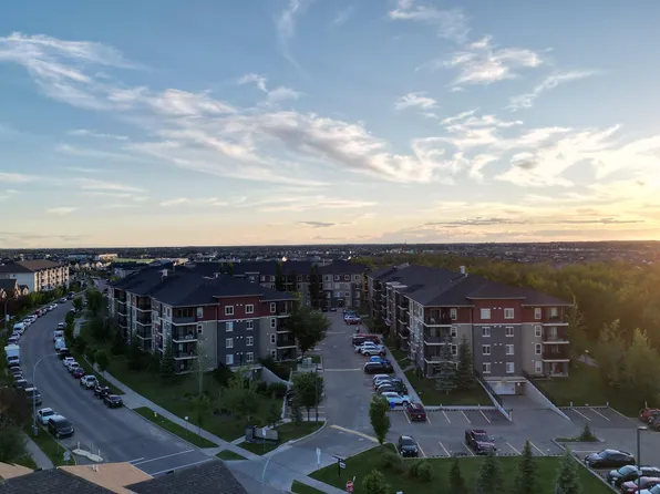 1080 McConachie Blvd NW #114, Edmonton, AB T5Y 0X2