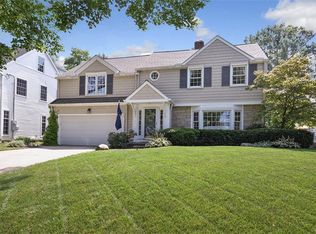 21243 Aberdeen Rd, Rocky River, OH 44116