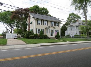 710 High St, Cumberland, RI 02864