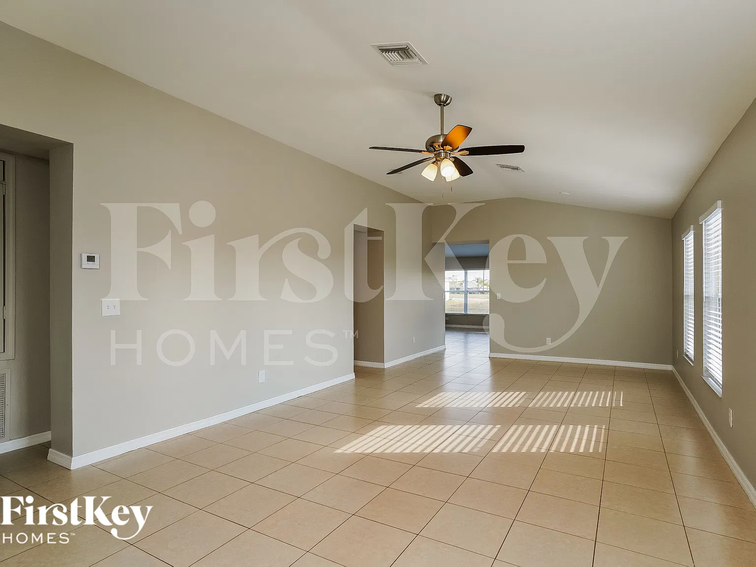 4 bed, 2.0 bath, 1955 sqft, $2,255 — Photo 2