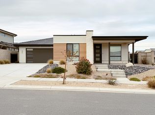 686 W Cypress Umber Dr, Saint George, UT 84790
