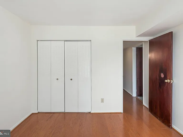 493 N Armistead St #203 — Photo 17