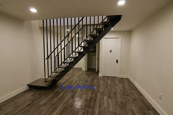 Rented by Lucky Apt Inc | media 2