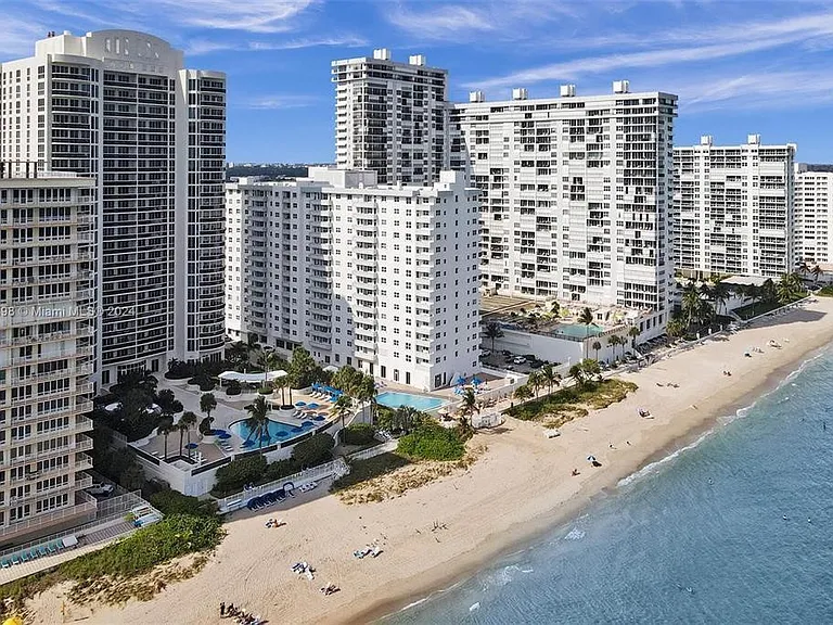 4250 Galt Ocean Dr #Penthouse R — Photo 1