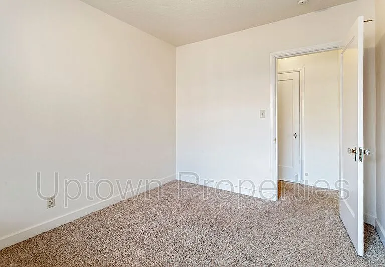 1322 NE 68th Ave — Photo 17
