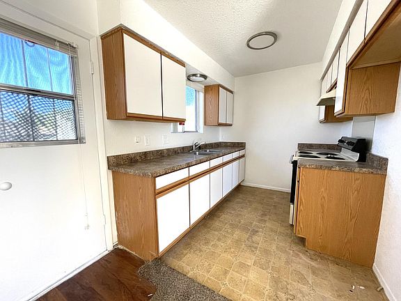 Large Kitchen