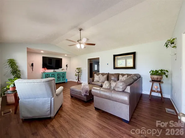 118 Elder St, Rockingham, NC 28379