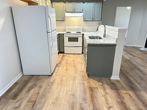 2436 East 10th Street - 102 Photo 1