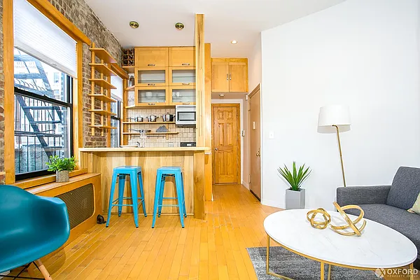 Rented by Oxford Property Group | media 55