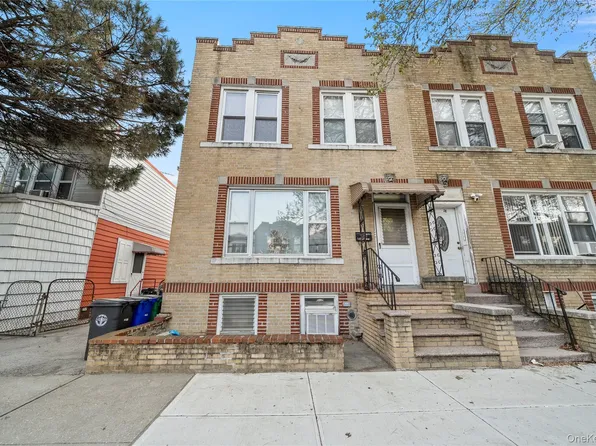 68-40 78th Street, Middle Village, NY 11379