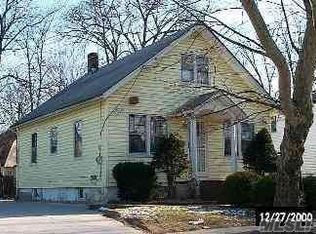 200 Debevoise Ave, Roosevelt, NY 11575