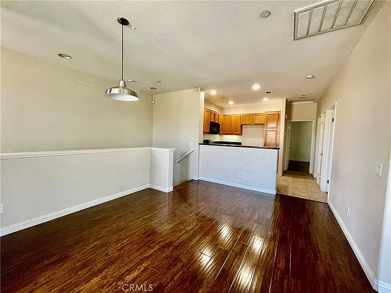 6931 Castor St — Photo 9