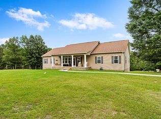 408 Miller Rd, Hodges, SC 29653
