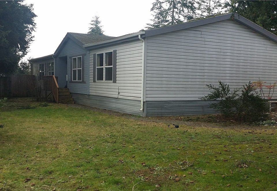 2nd image of 8308 192nd Street Ct E #26