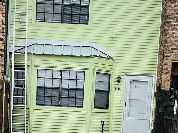 BRAND NEW METAL ROOF.FRONT VIEW .