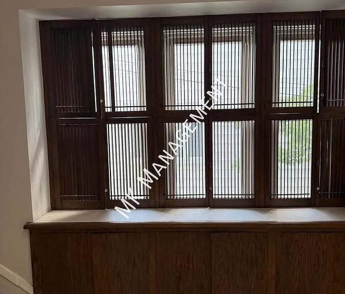 571 Charles Ave — Photo 16