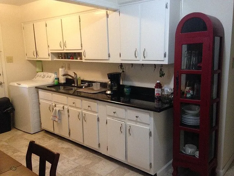 2105 Cowden Ave — Photo 3