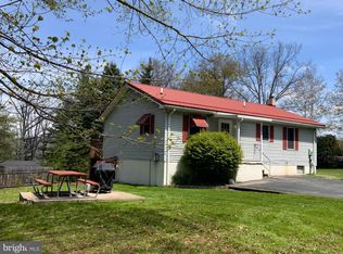 968 Paradise Hts, Oakland, MD 21550