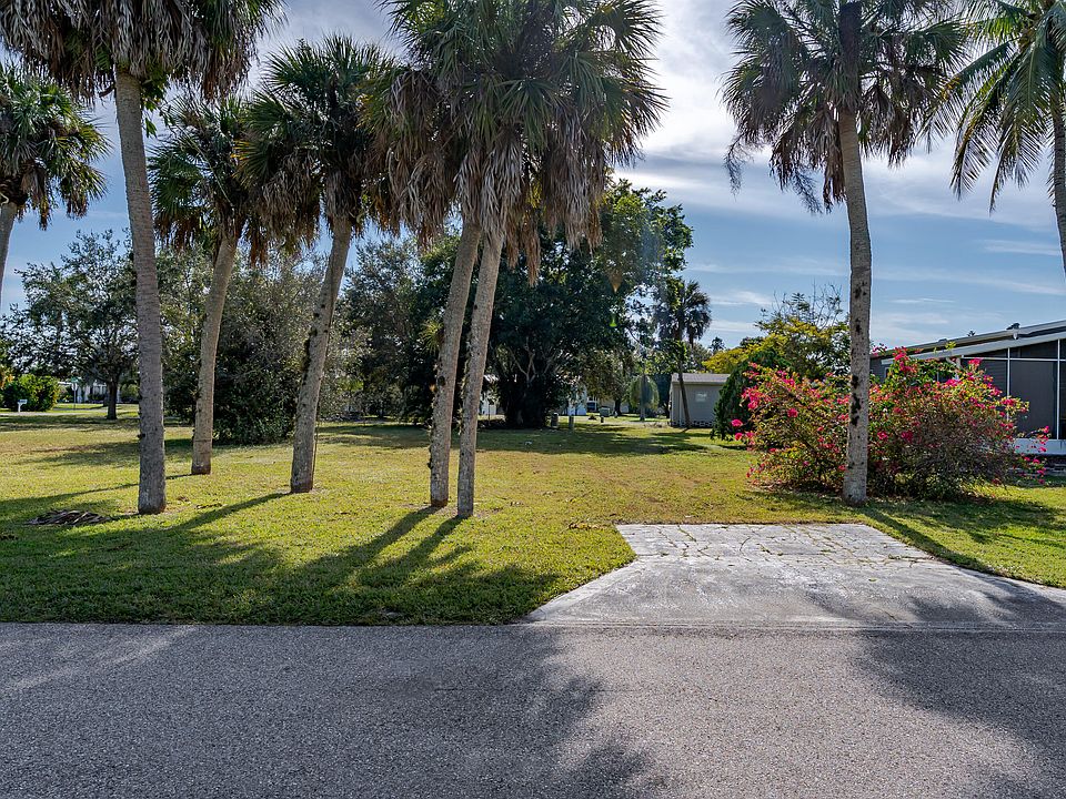 1st image of 165 Riverwood Rd