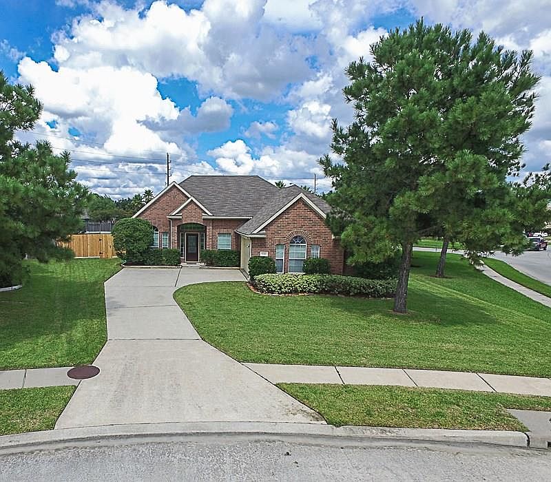 1st image of 12202 Camden Meadow Dr