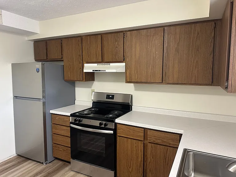 1808 W Faidley Ave — Photo 16