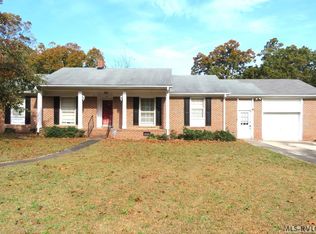 101 Tanbar Ct, Roanoke Rapids, NC 27870