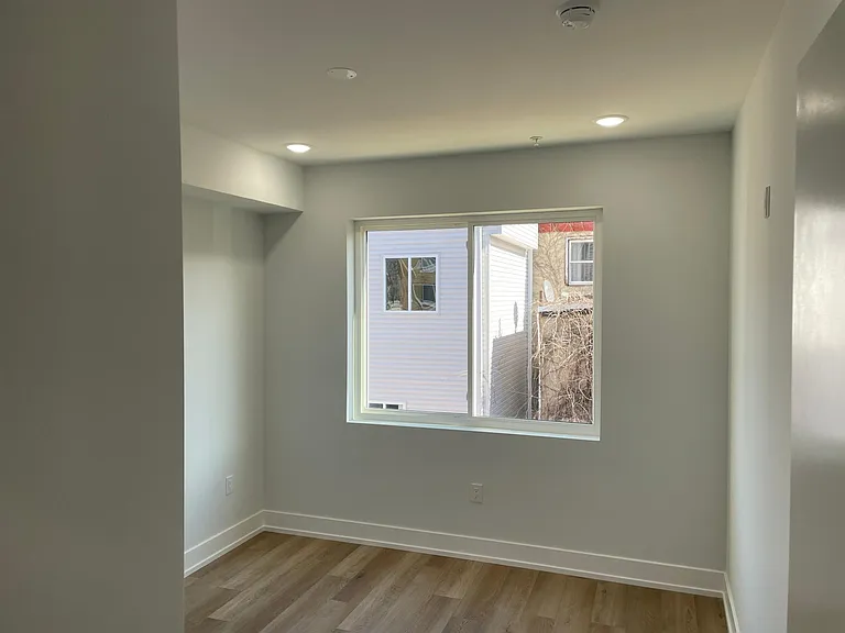 2041 N Reese St #2 — Photo 6