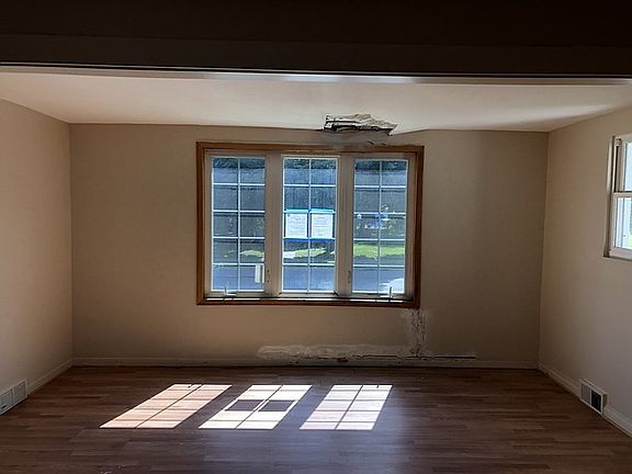 3rd image of 1516 S 5th Ave