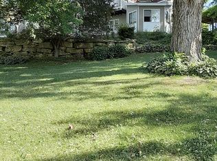 530 S Mapes Dr, Stockton, IL 61085