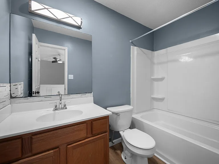 218 Winterberry Ct — Photo 14