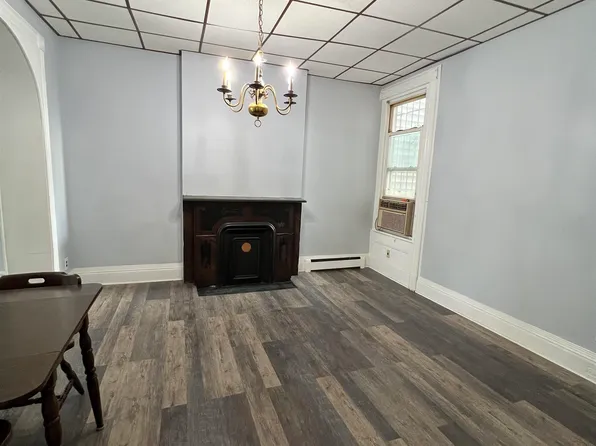 19 Glenwood Avenue image 8 of 17